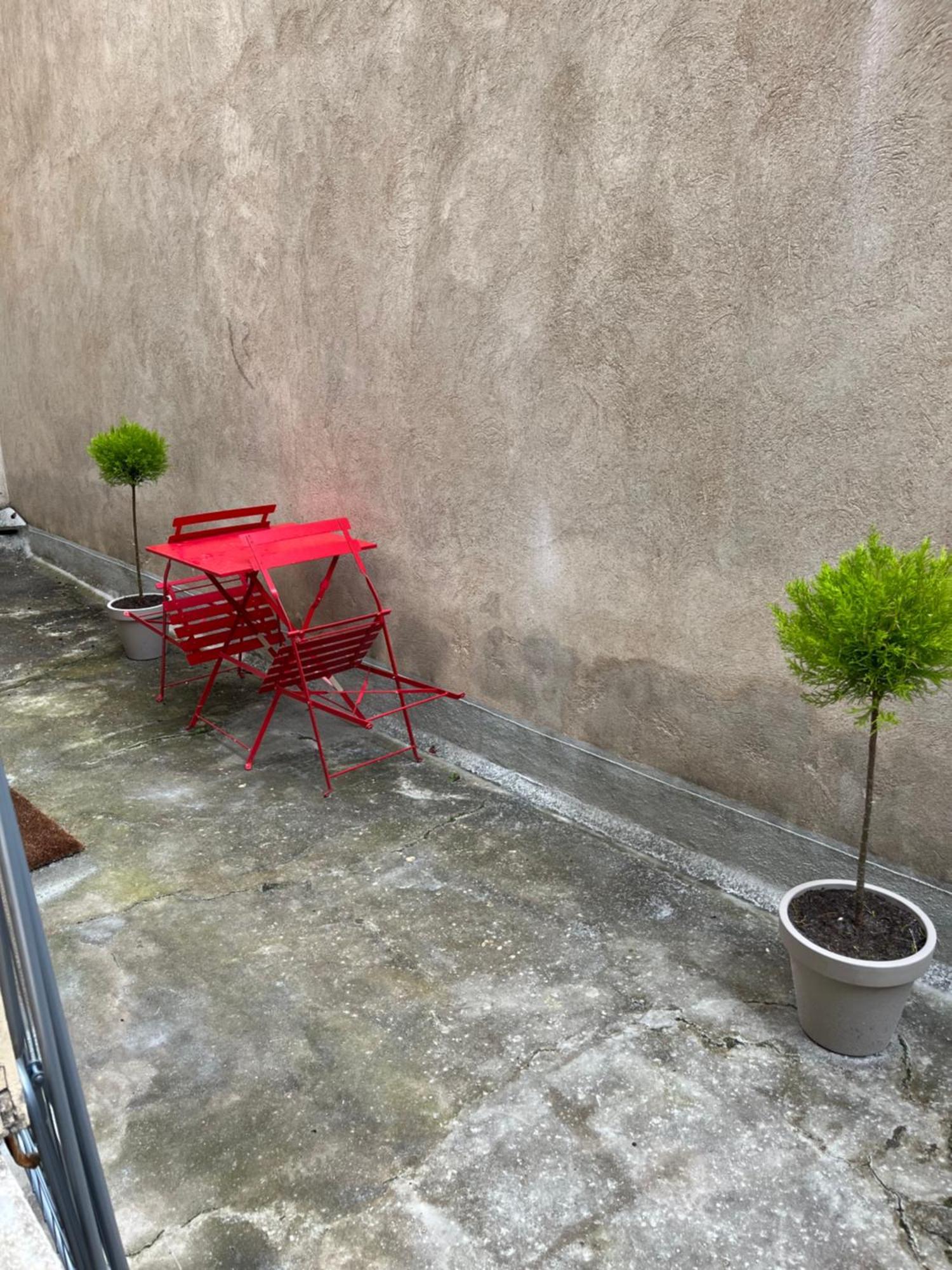 Ca Se Passe Ici Apartment Dijon Exterior foto